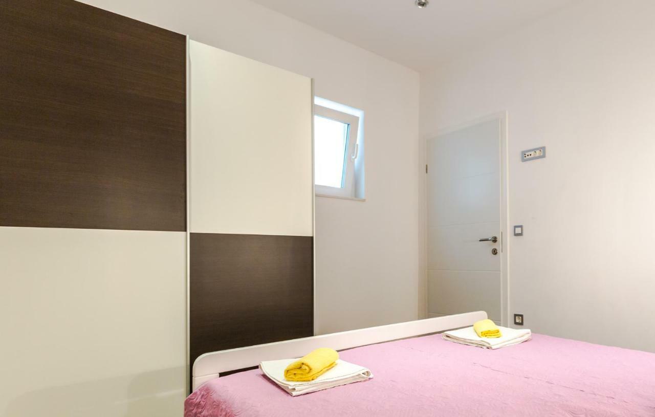 Apartments Klara Makarska Extérieur photo