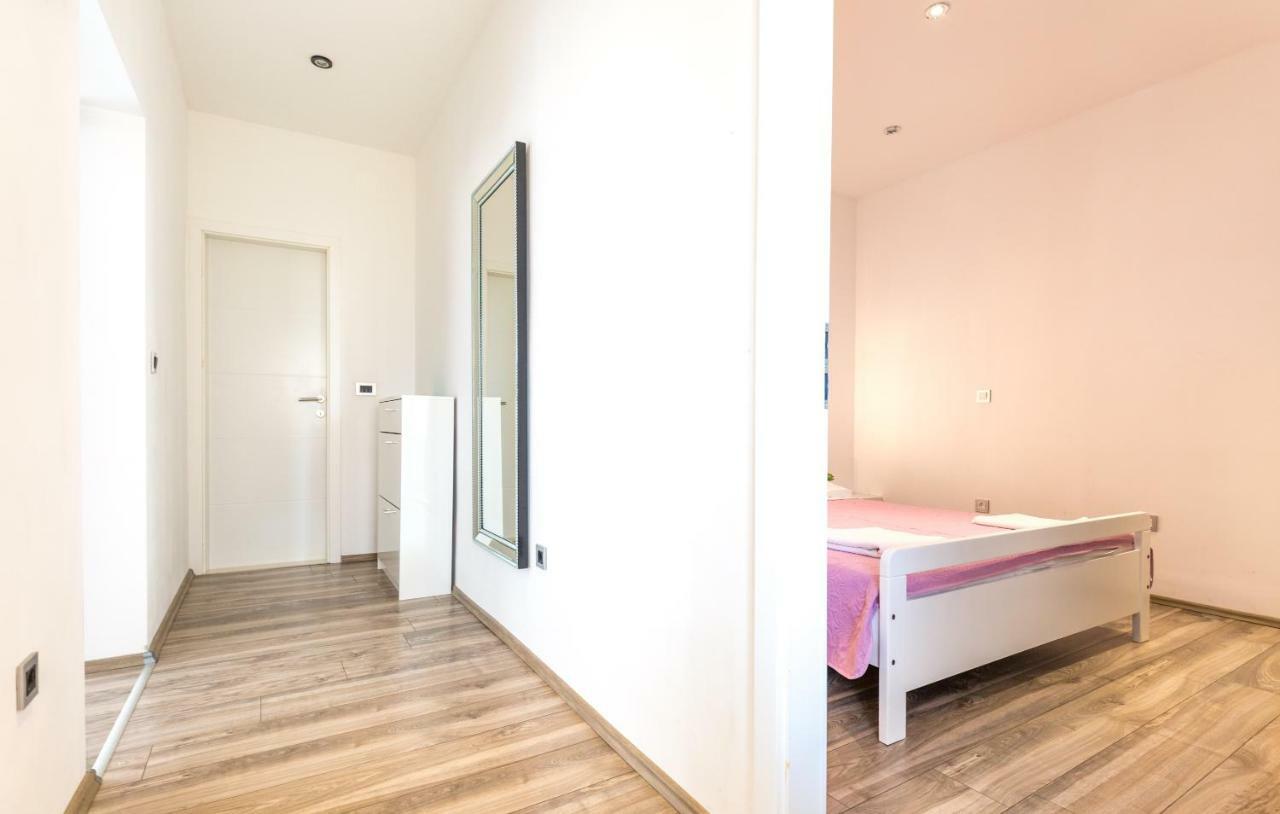 Apartments Klara Makarska Extérieur photo